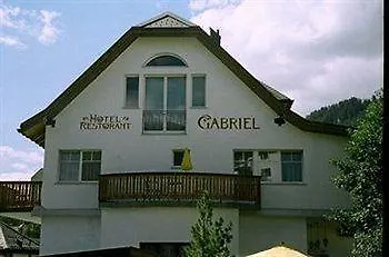 Restaurant Gabriel ホテル シュクオル